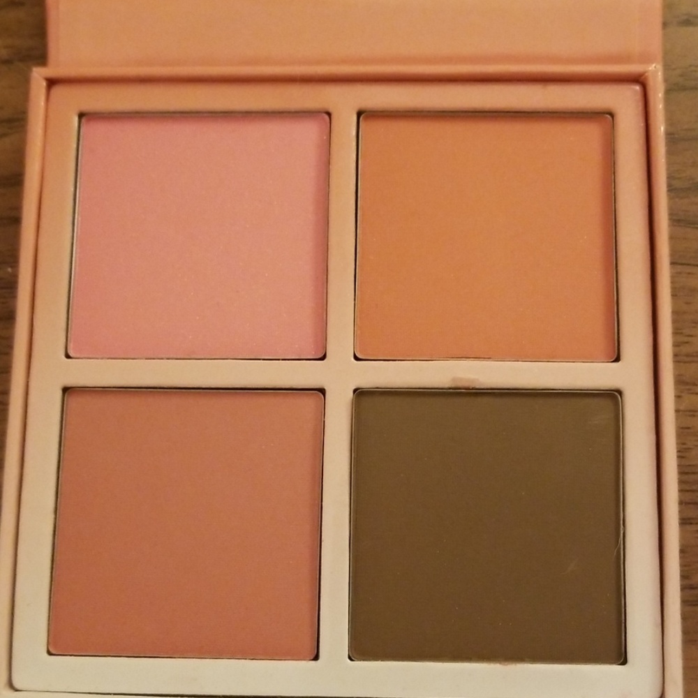 (SOLD on merc) ABH discontinued blush shades